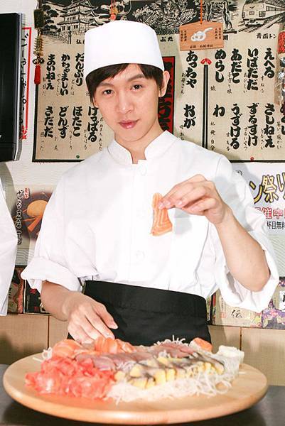 阿鑌演日本料理師傅