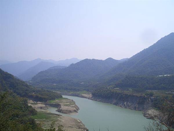 可惜相機拍不出寬大的場景