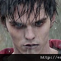 warm-bodies-movie-image-nicholas-hoult-slice.jpg