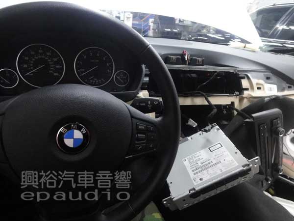 安裝 BMW專用介面
