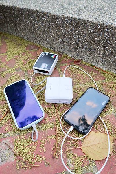 【3C】行動電源挑選注意事項－出國旅遊必備高端行動電源GEY