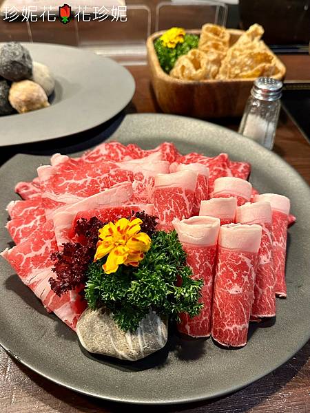 【台北信義食記】初衷小鹿 Deer's hotpot Bi 【台北信義食記】初衷小鹿 Deer's hotpot Bi