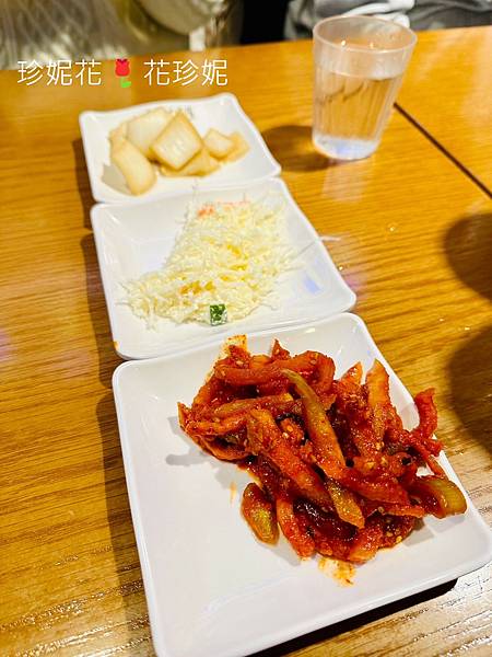 【韓國首爾｜弘大食記】好吃的韓式蒜味豬腳，弘大消夜大推薦「미