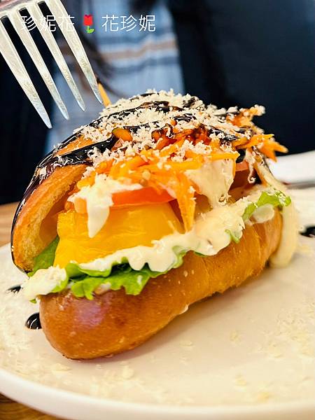 【韓國首爾｜延南洞食記】以麵包為主題的早午餐，蔬食漢堡好驚豔