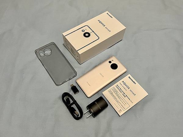 輕手機推薦-SHARP AQUOS sense8 極輕手 輕手機推薦-SHARP AQUOS sense8 極輕手