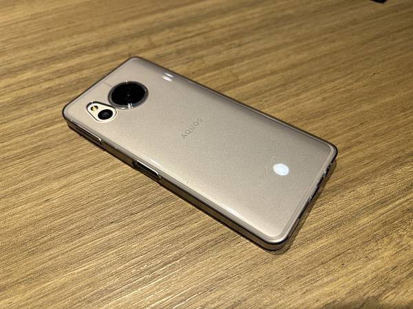 輕手機推薦-SHARP AQUOS sense8 極輕手 輕手機推薦-SHARP AQUOS sense8 極輕手