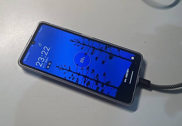 輕手機推薦-SHARP AQUOS sense8 極輕手 輕手機推薦-SHARP AQUOS sense8 極輕手