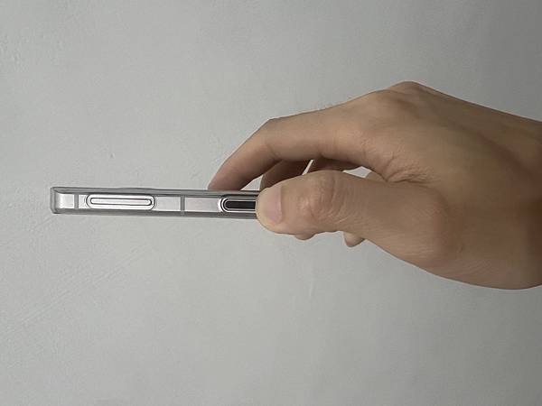 輕手機推薦-SHARP AQUOS sense8 極輕手 輕手機推薦-SHARP AQUOS sense8 極輕手