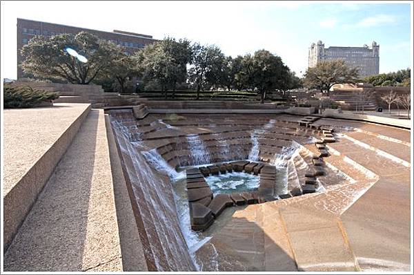 Fort Worth Eater Garden.jpg