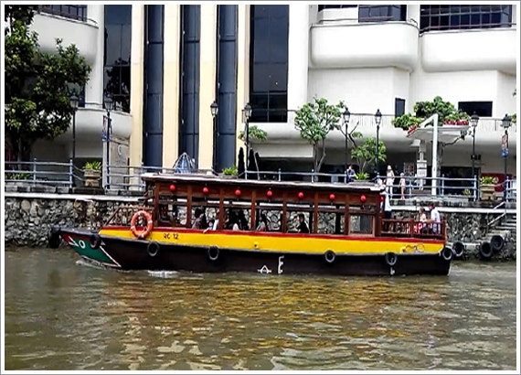 River Taxi-2