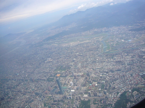 遠東航空離島線飛機上03