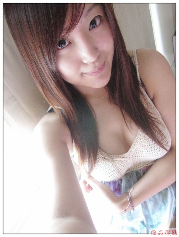 宅男們最愛的正妹老師Viona_自拍情色貼圖