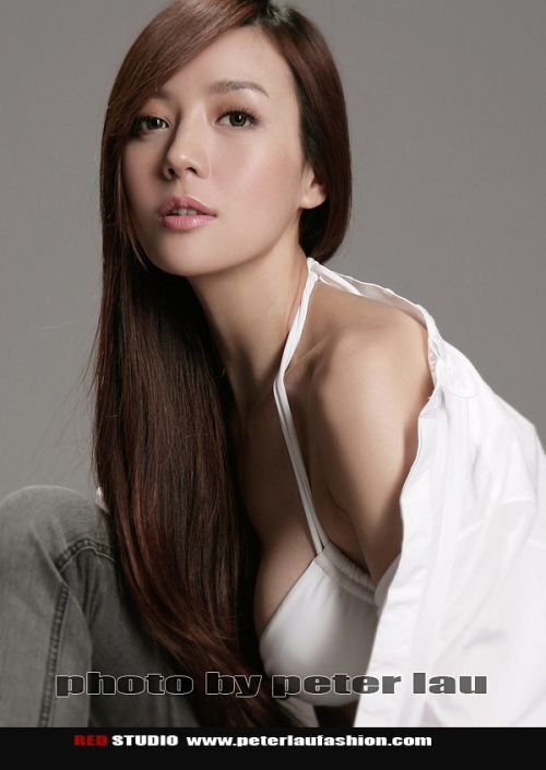 貴州美女性感泳裝爆乳全裸寫真_甜美情色貼圖