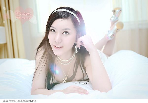 爆乳甜心聽說是平面Model冠軍_甜美情色貼圖