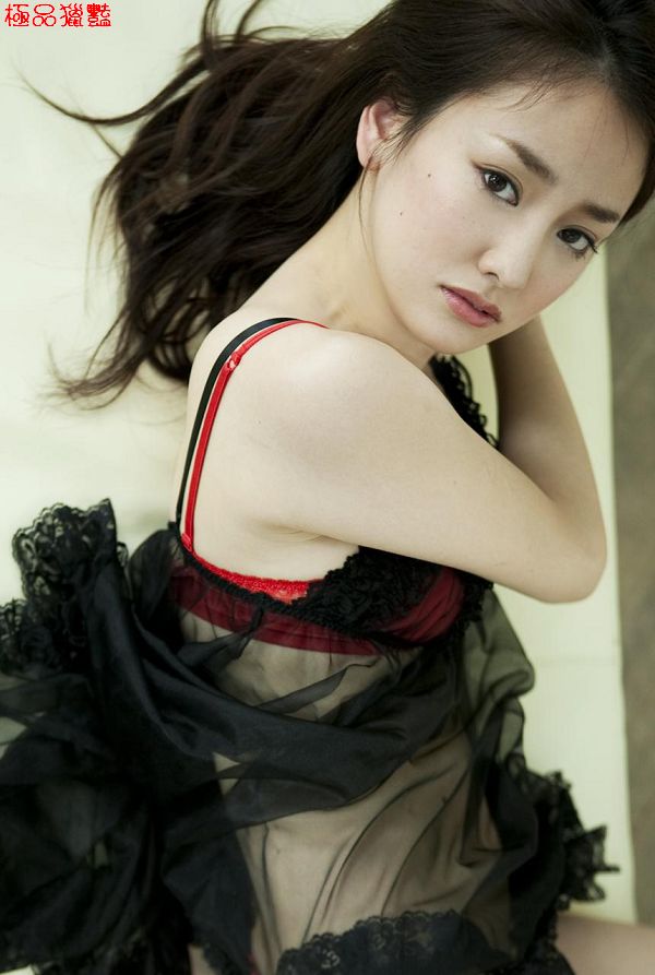 性感清新美人-永池南津子_自拍情色貼圖