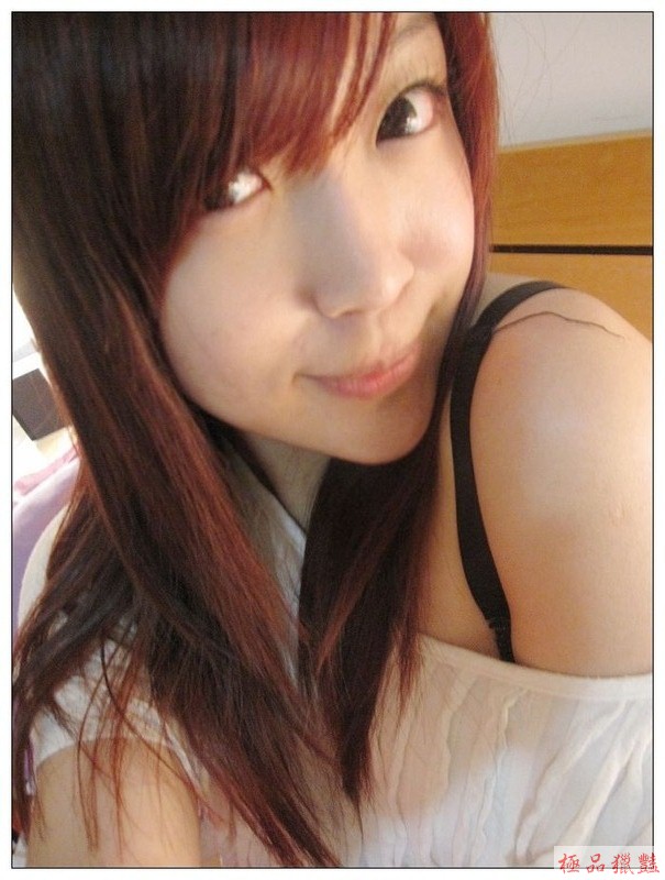 宅男們最愛的正妹老師Viona_自拍情色貼圖