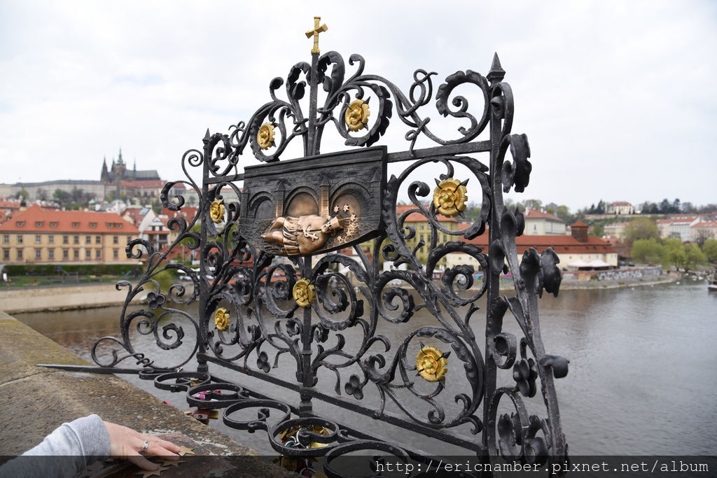 DSC_4234-6.jpg DSC_4234-6.jpg