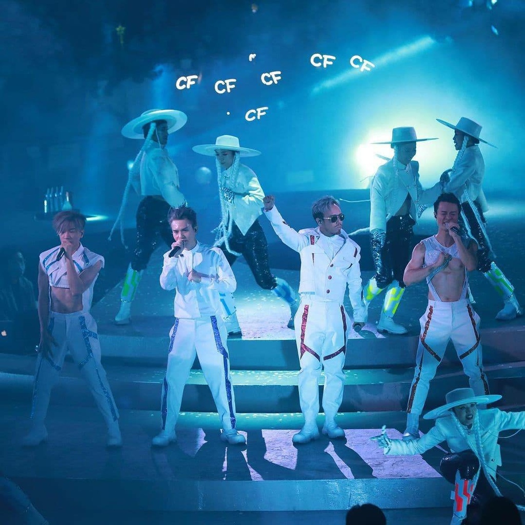 143605.jpg 143605.jpg