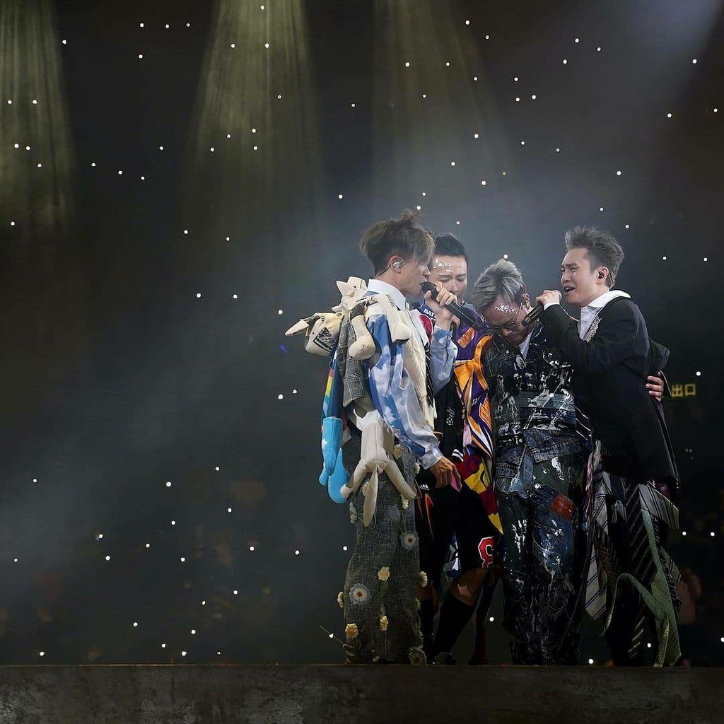 143604.jpg 143604.jpg