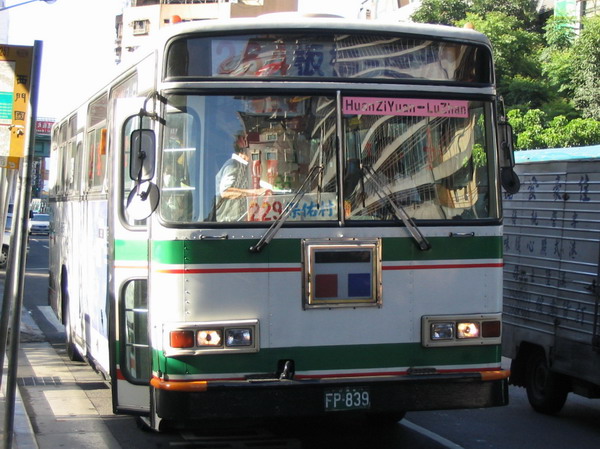 tpbus_229_fp839