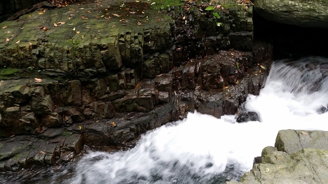 1031004A-034.jpg 1031004A-034.jpg