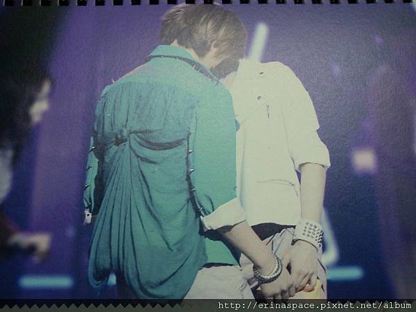 Onew+Taemin - "ontamNEW" 2011 Calendar