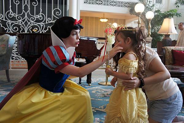 香港迪士尼-遇見白雪公主