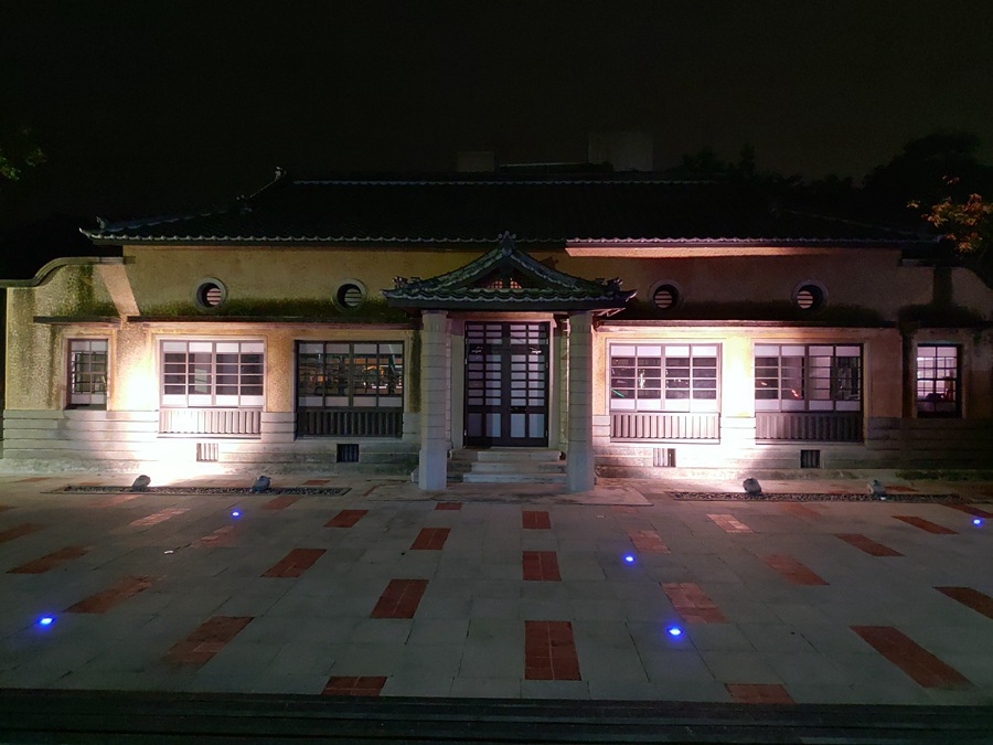 P_20090101_011135.jpg P_20090101_011135.jpg