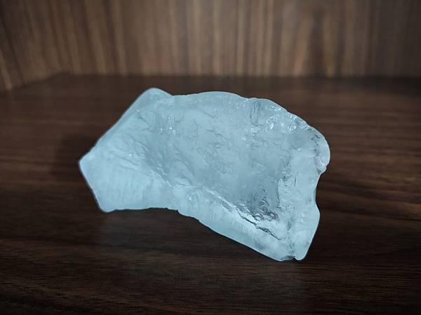 一顆刮鬍子會用到的石頭《明礬石》 一顆刮鬍子會用到的石頭《明礬石》