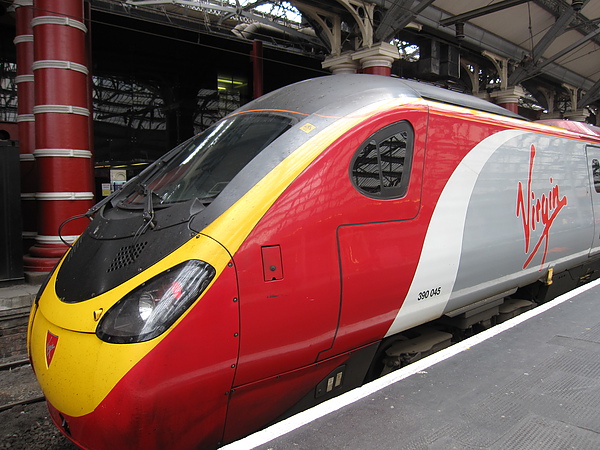 BR Class 390@Liverpool Lime Street