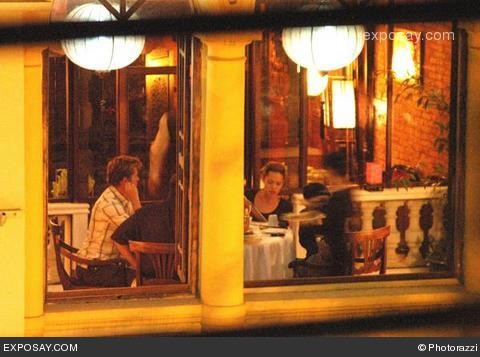 brad-pitt-brad-pitt-and-angelina-jolie-had-dinner-at-the-temple-club-and-then-scootered-home-06QSWH.jpg