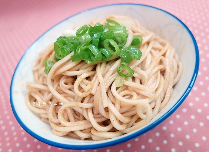27 老媽拌麵 素椒 麻辣 蔥開 27 老媽拌麵 素椒 麻辣 蔥開