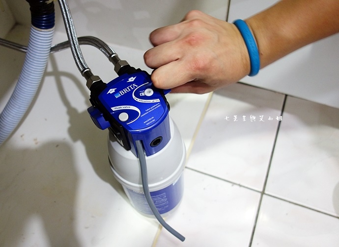 16 德國BRITA On Line Active Plus P1000硬水軟化櫥下型濾水器.JPG