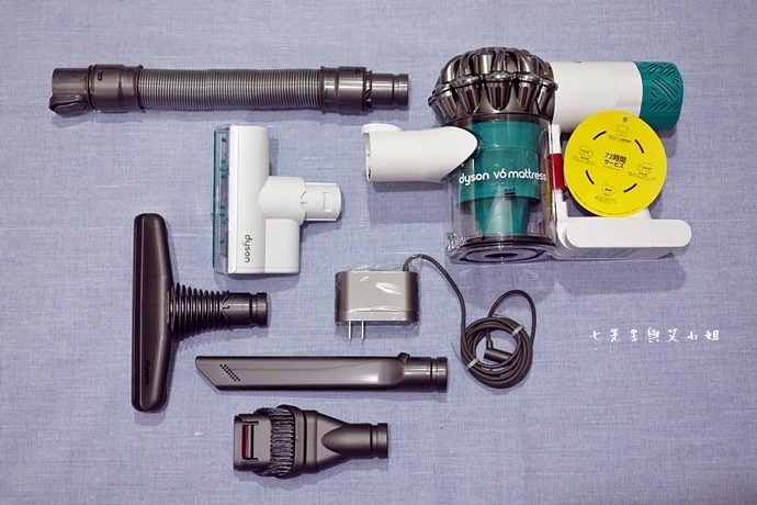 9 Dyson V6 Mattress.JPG 9 Dyson V6 Mattress.JPG