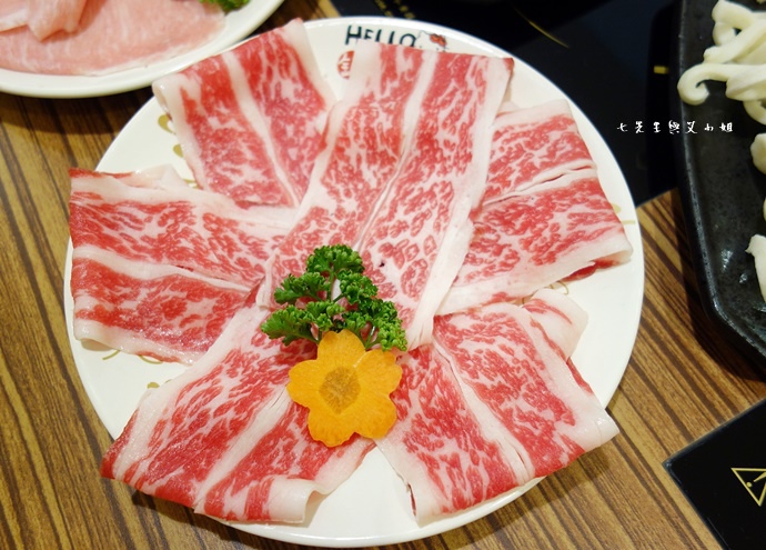 30 Hello kitty 主題小火鍋 涮涮鍋 Shabu Shabu.JPG