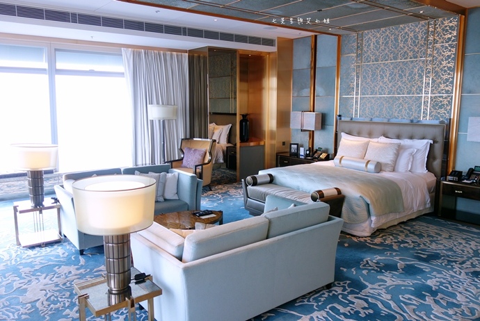 39 【香港自由行】香港麗思卡爾頓酒店 The Ritz-Carlton Hong Kong 香港星級酒店極致饗宴-住房環境分享 39 【香港自由行】香港麗思卡爾頓酒店 The Ritz-Carlton Hong Kong 香港星級酒店極致饗宴-住房環境分享