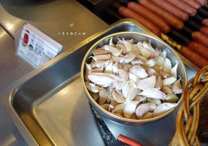 9 萬華陳記蚵仔麵線、李家香腸、海天水餃.JPG 9 萬華陳記蚵仔麵線、李家香腸、海天水餃.JPG