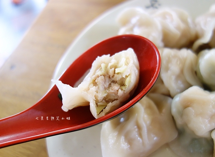 19 萬華陳記蚵仔麵線、李家香腸、海天水餃.JPG 19 萬華陳記蚵仔麵線、李家香腸、海天水餃.JPG