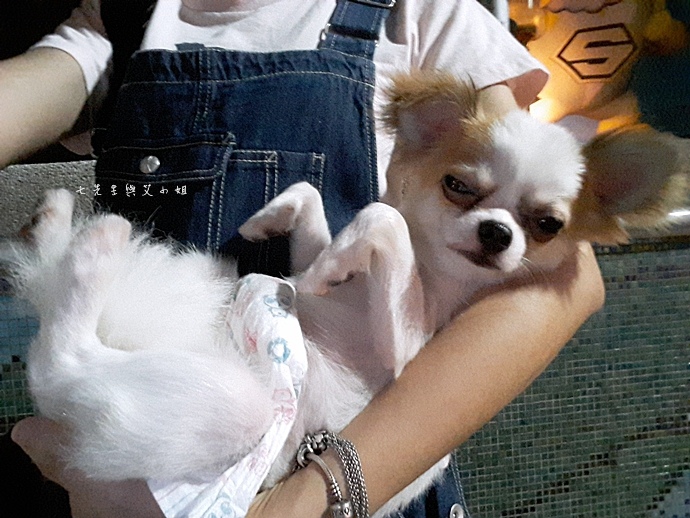 45 Samsung Galaxy J7 大光圈 前閃燈 快啟相機.JPG 45 Samsung Galaxy J7 大光圈 前閃燈 快啟相機.JPG