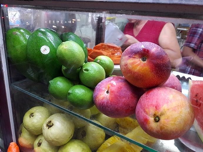 35 Samsung Galaxy J7 大光圈 前閃燈 快啟相機.JPG 35 Samsung Galaxy J7 大光圈 前閃燈 快啟相機.JPG