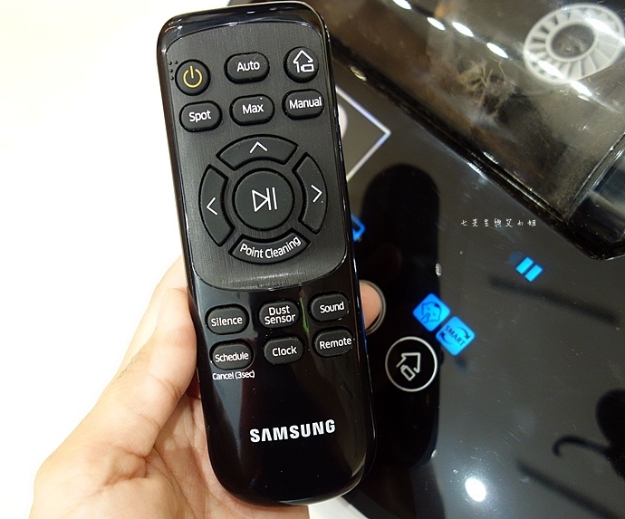 45 Samsung POWERbot 掃地機器人.JPG