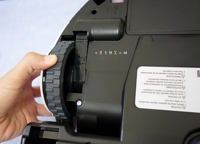 9 Samsung POWERbot 掃地機器人.JPG 9 Samsung POWERbot 掃地機器人.JPG