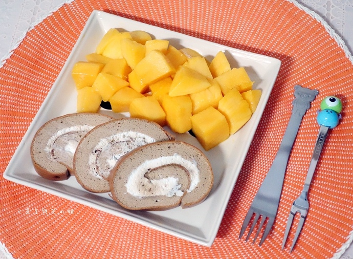 23 亞尼克 十勝生乳捲 柴燒黑糖生乳捲.JPG 23 亞尼克 十勝生乳捲 柴燒黑糖生乳捲.JPG