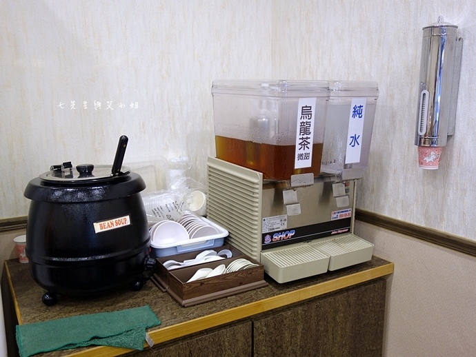 6 荷鑫燒肉飯(台灣1001個故事介紹,高山嚮導碳烤便當).JPG 6 荷鑫燒肉飯(台灣1001個故事介紹,高山嚮導碳烤便當).JPG