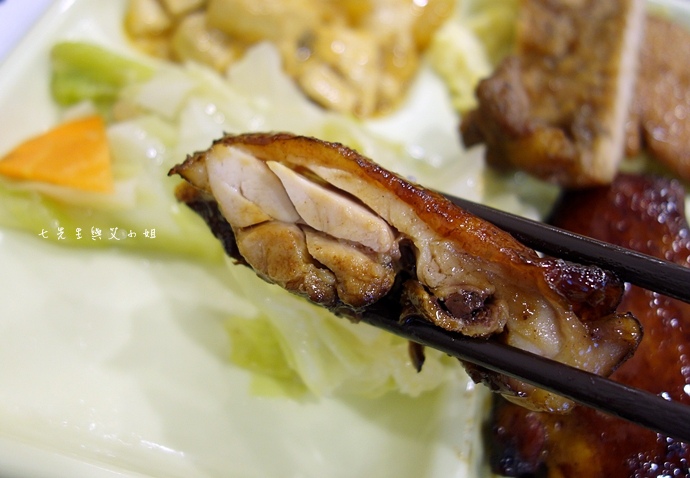 12 荷鑫燒肉飯(台灣1001個故事介紹,高山嚮導碳烤便當).JPG 12 荷鑫燒肉飯(台灣1001個故事介紹,高山嚮導碳烤便當).JPG