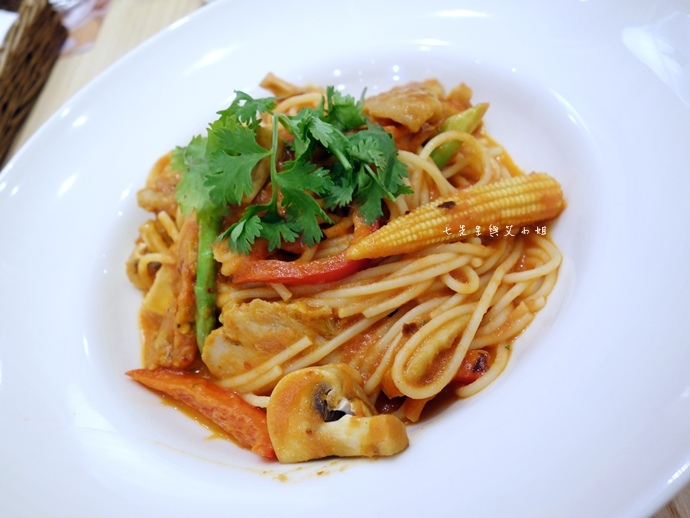 22 Afternoon Tea 統一午茶風光 刷富邦可享88折優惠 10月微風店有限定法式千層水果蛋糕!.JPG 22 Afternoon Tea 統一午茶風光 刷富邦可享88折優惠 10月微風店有限定法式千層水果蛋糕!.JPG