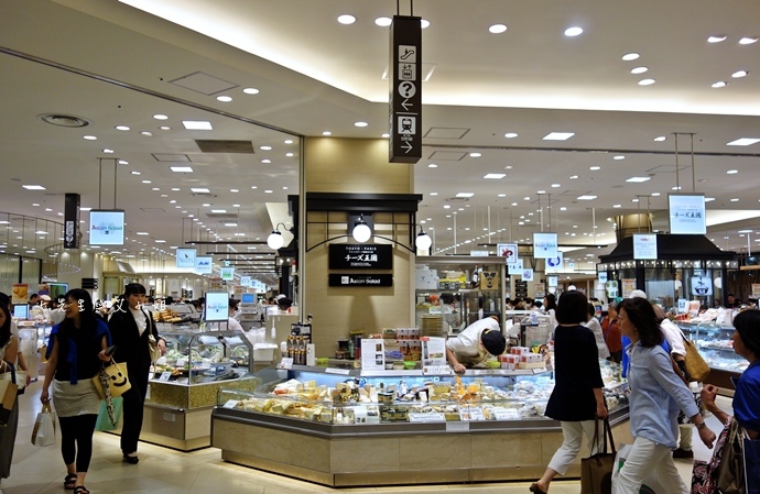 1 阪急百貨 堂島捲 Patisserie Mon cher パティスリー モンシェール Moncher オフィシャルサイト.JPG 1 阪急百貨 堂島捲 Patisserie Mon cher パティスリー モンシェール Moncher オフィシャルサイト.JPG