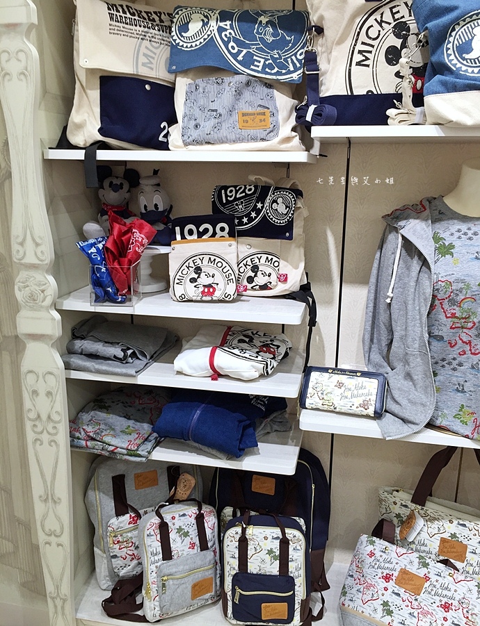 17 迪士尼專賣店 Disney Store 女性專賣店 大阪梅田 LUCUA.JPG 17 迪士尼專賣店 Disney Store 女性專賣店 大阪梅田 LUCUA.JPG
