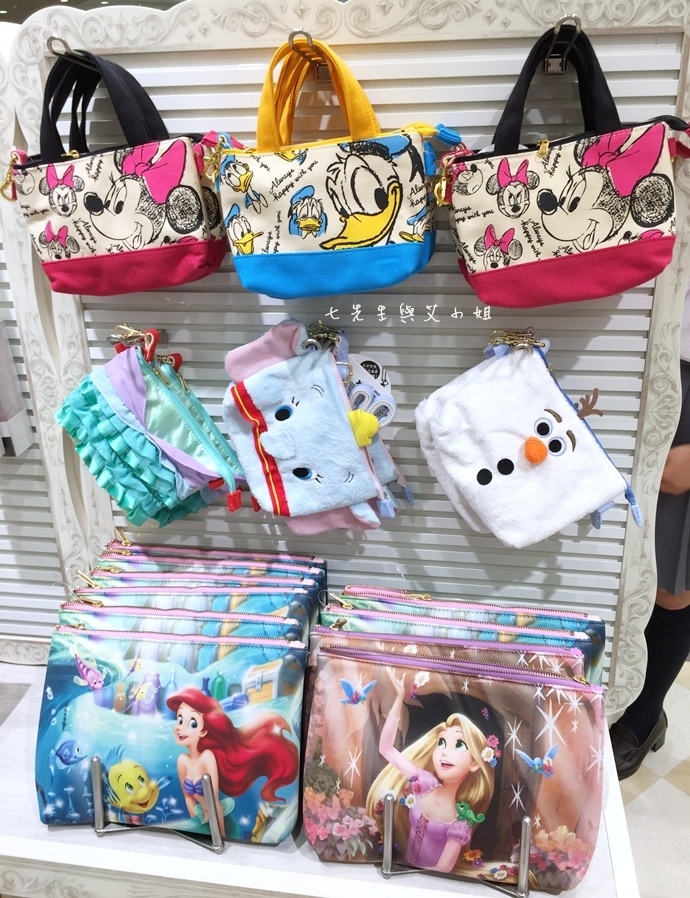 32 迪士尼專賣店 Disney Store 女性專賣店 大阪梅田 LUCUA.JPG 32 迪士尼專賣店 Disney Store 女性專賣店 大阪梅田 LUCUA.JPG