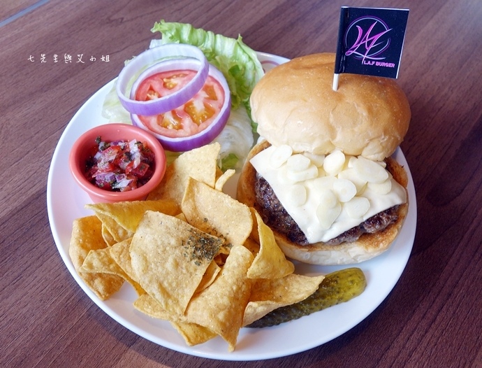 23 拉芙漢堡 L.A.F Burger.JPG